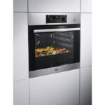 AEG 6000 Series BES355010M Steam Bake Electric Single Built in Oven with Retractable Dials in Stainless Steel - Image 5