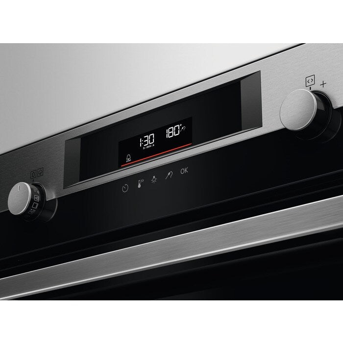 aeg-7000-series-bse577261m-steam-crisp-electric-single-built-in-oven-with-retractable-dials-1158864741 AEG 7000 Series BSE577261M Steam Crisp Electric Single Built in Oven with Retractable Dials - Image 2