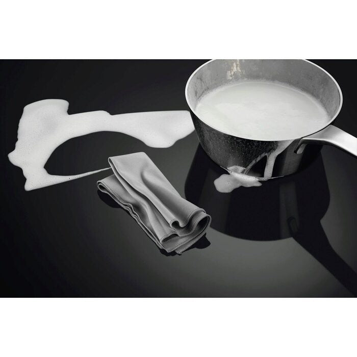 aeg-cib6743acb-6000-series-steam-bake-60cm-freestanding-electric-cooker-with-induction-hob-in-black-black-1159836954 AEG CIB6743ACB 6000 Series Steam Bake 60cm Freestanding Electric Cooker with Induction Hob in Black - Image 6