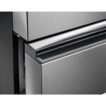 AEG RMB954E9VX Series 9000 Freestanding Plumbed-In American Fridge Freezer Stainless Steel - Image 5