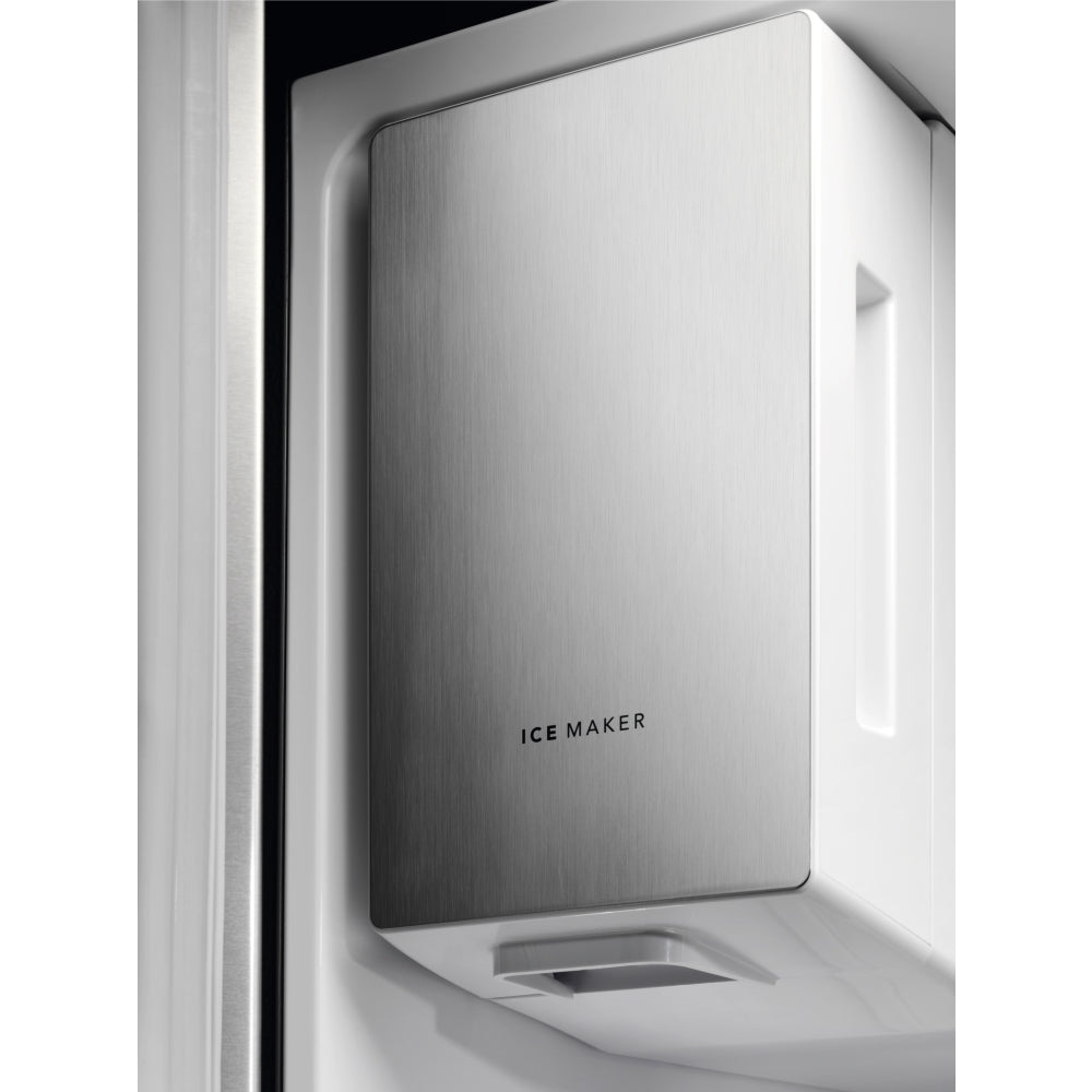 aeg-rmb954e9vx-series-9000-freestanding-plumbed-in-american-fridge-freezer-stainless-steel-1146200821 AEG RMB954E9VX Series 9000 Freestanding Plumbed-In American Fridge Freezer Stainless Steel - Image 9