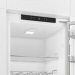 Blomberg SST4455VI Integrated Tall Larder Fridge White - Image 3