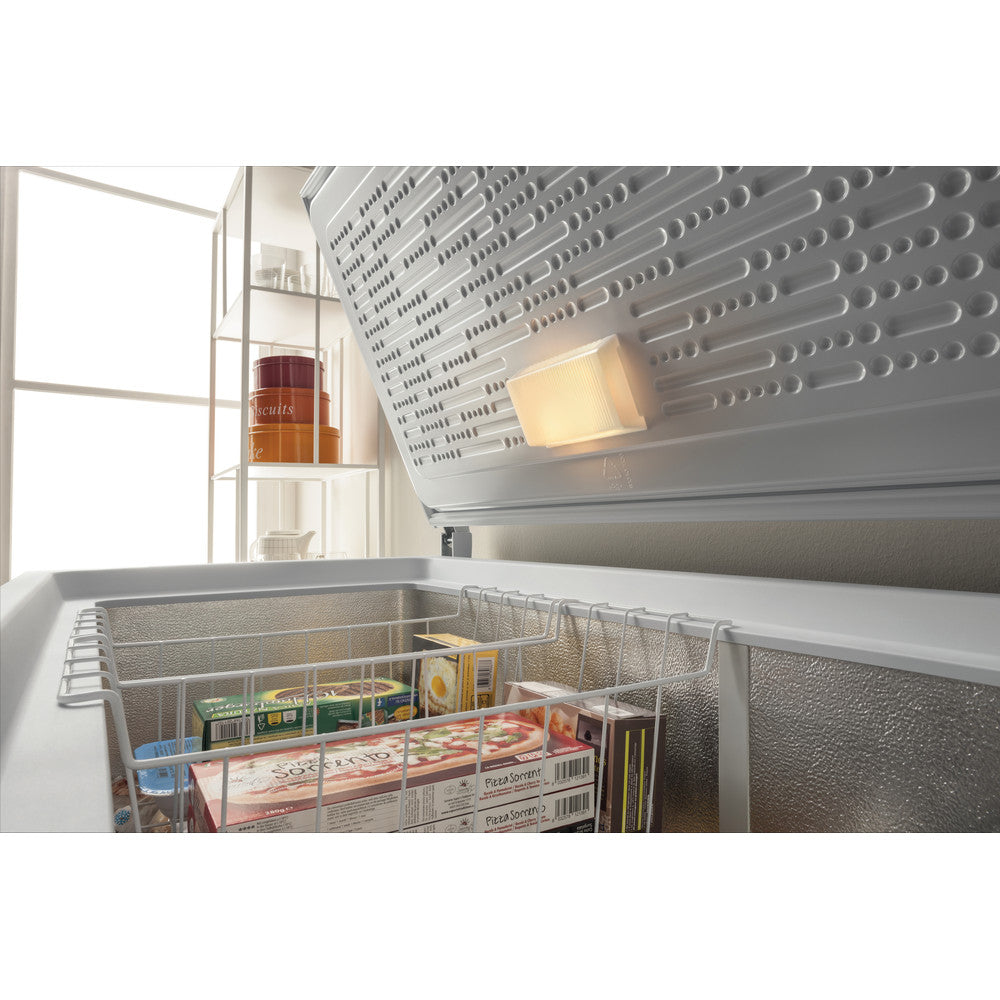 hotpoint-cs2a400hfmfa1-freestanding-chest-freezer-white-1082404938 Hotpoint CS2A400HFMFA1 Freestanding Chest Freezer White - Image 9