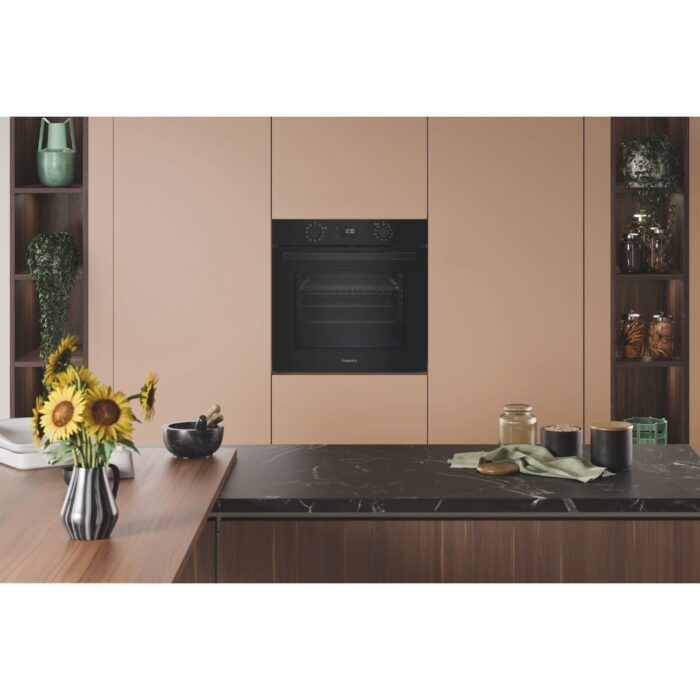 Hotpoint HO458CFBUK Class 2 Built-in Electric Single Oven with Air Fry Black - Image 6