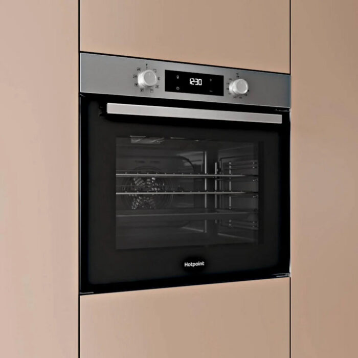 Hotpoint HOEU25CZXUK 60cm Built In Electric Single Oven Stainless Steel - Image 2