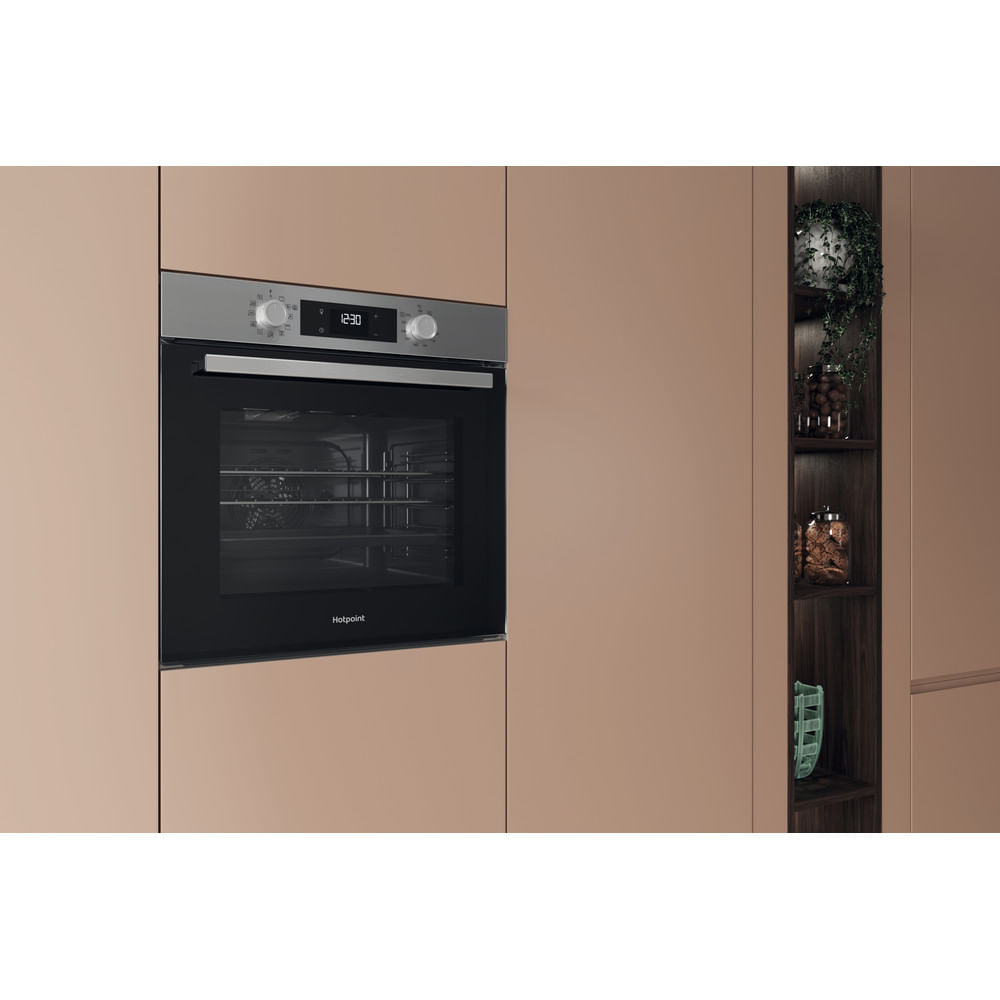 hotpoint-hom258hxuk-class-2-multiflow-built-in-electric-single-oven-stainless-steel-1196296768 Hotpoint HOM258HXUK Class 2 Multiflow Built-In Electric Single Oven Stainless Steel - Image 6