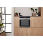 Hotpoint SI7891SPIX Class 7 Built In Electric Single Oven Stainless Steel - Image 3