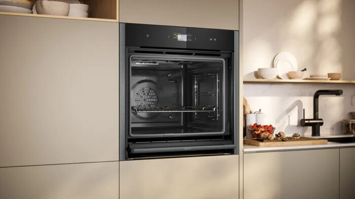 Neff B64VS71G0B N90 Slide and Hide Built-In Electric Single Oven Graphite - Image 4