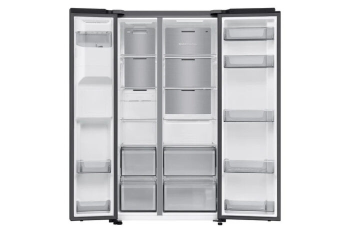 Samsung RS70F64KEFEU Series 6 Bespoke AI 91cm Side by Side American Style Fridge Freezer in Black - Image 3